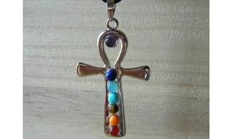 Croix de Vie pendentif 7 Chakras pierres