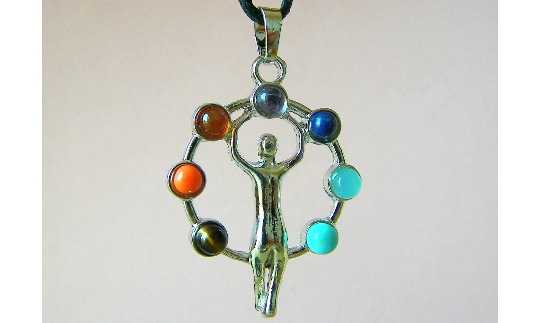 Déesse pendentif 7 Chakras
