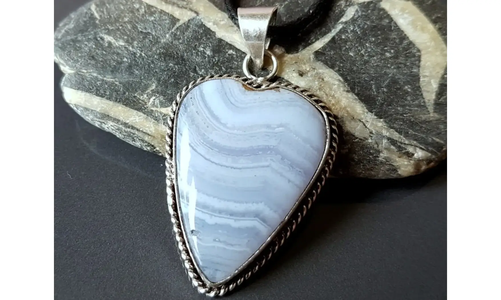 Blue Chalcedony 1 & 925 Silver plated