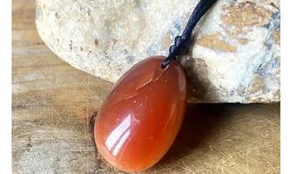 Cornaline pierre percée B pendentif