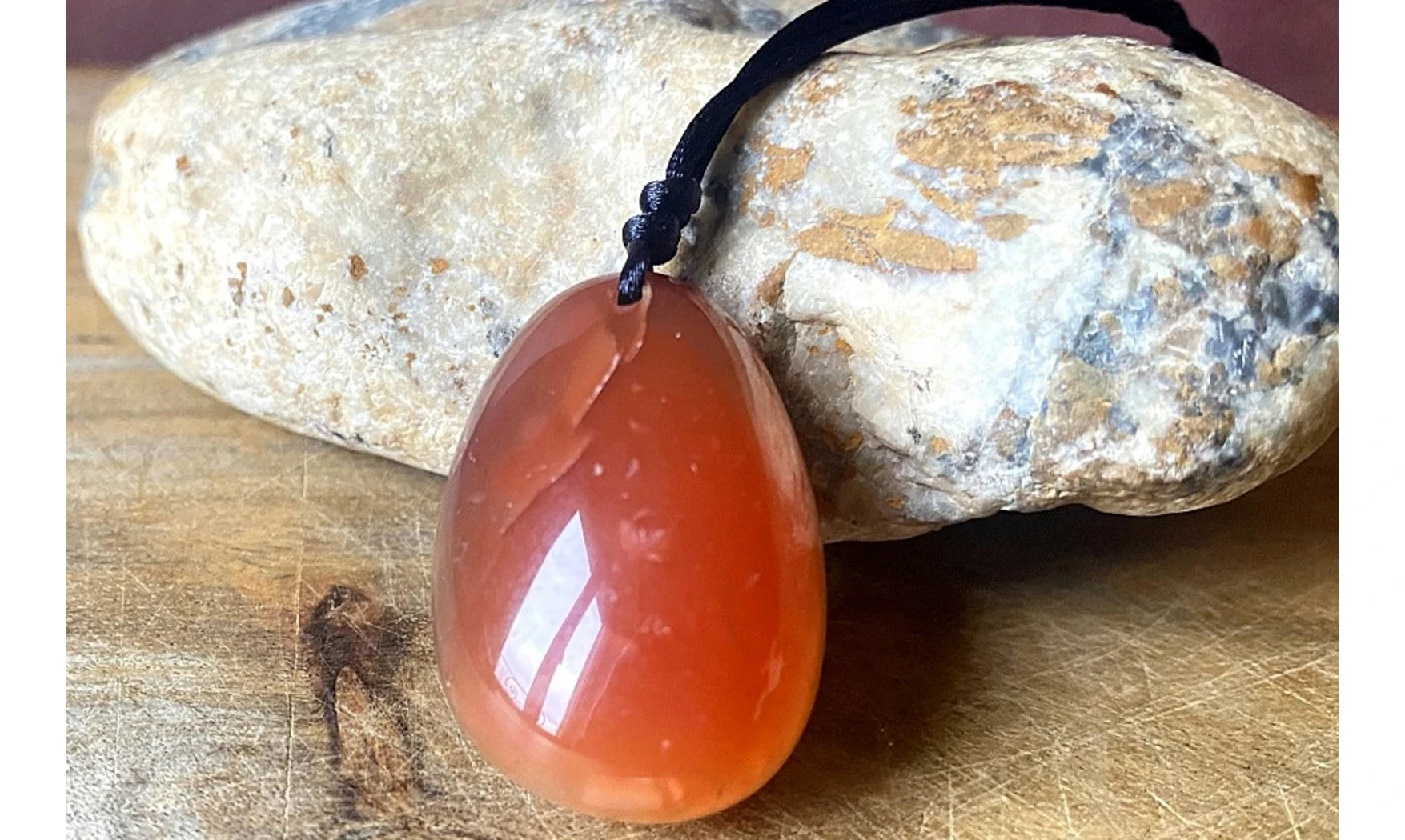 Cornaline pierre percée B pendentif