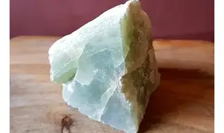Jade Pierre Brute