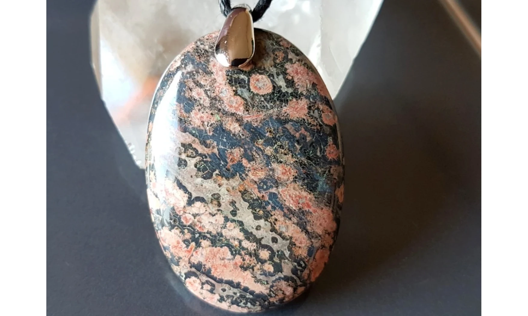 Jaspe Léopard Galet pierre pendentif