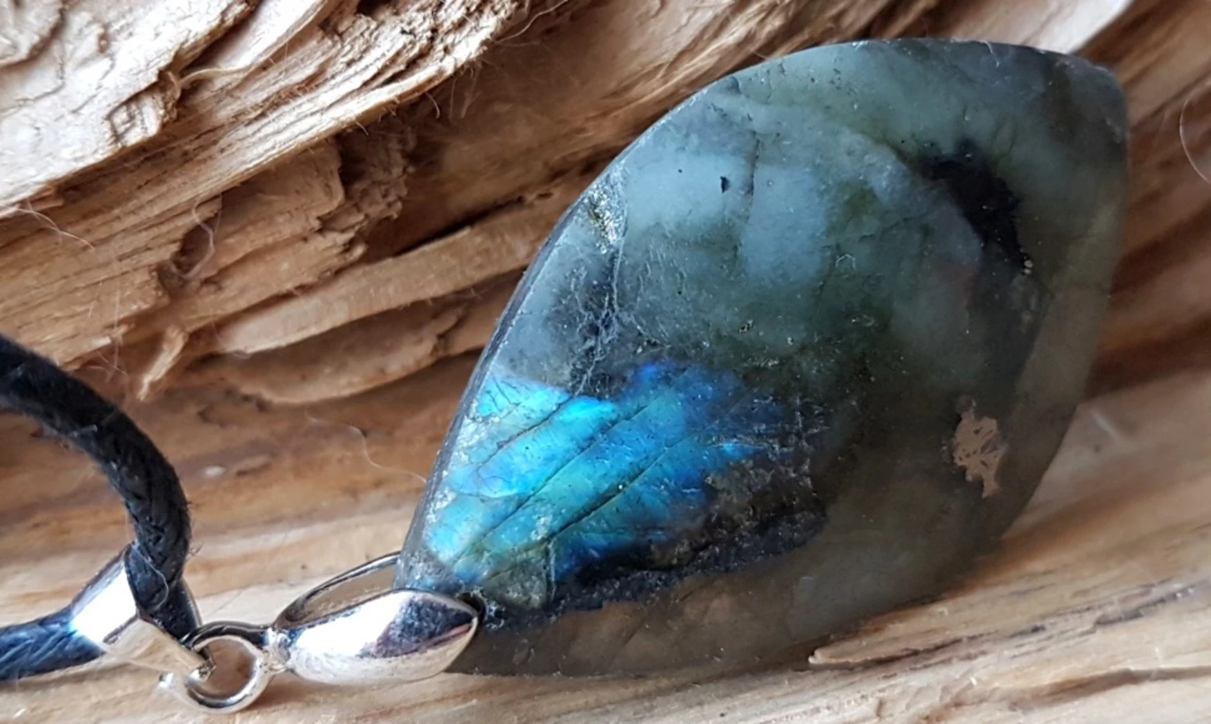Labradorite Galet 9 pierre pendentif
