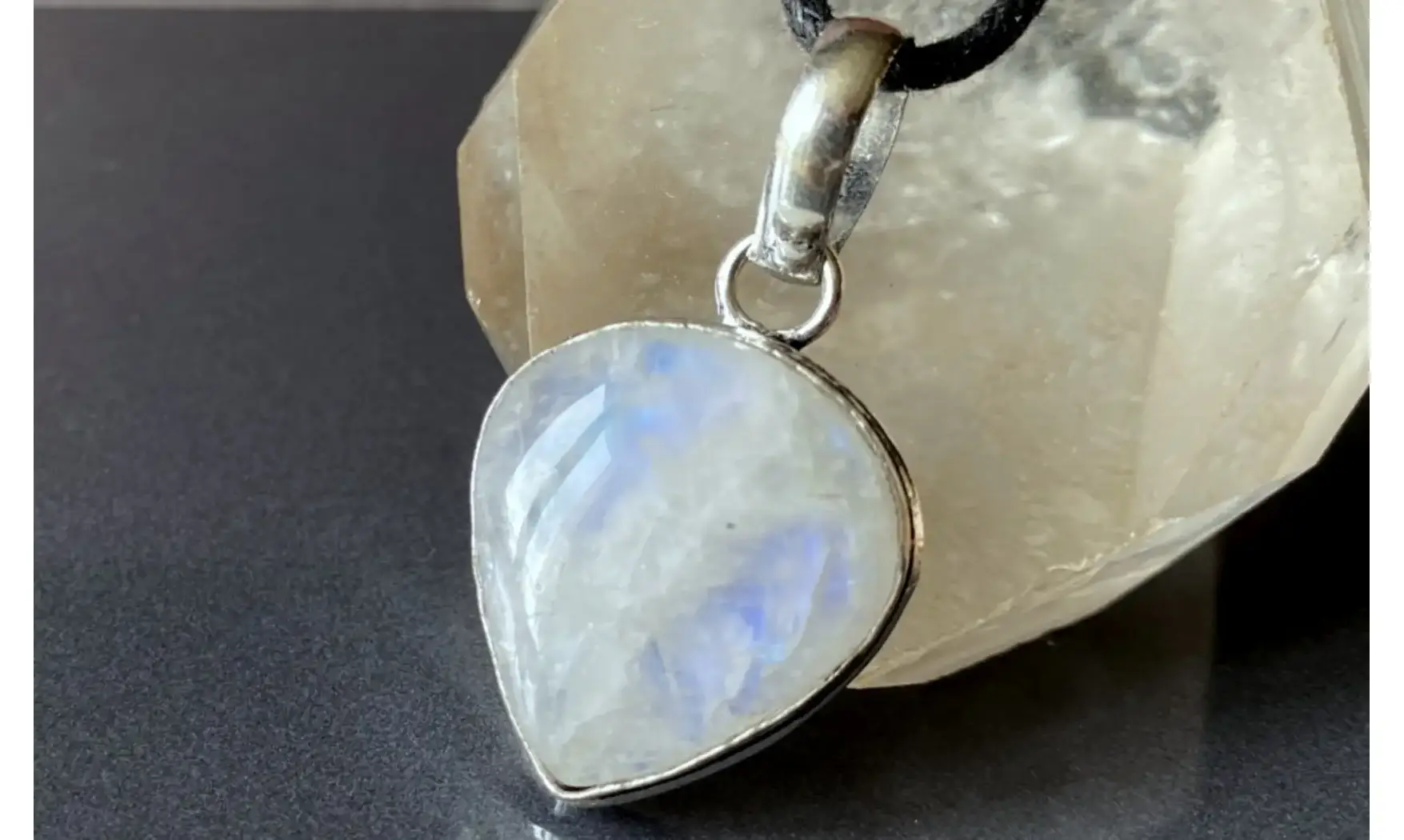 Pierre de Lune pendentif 4 & Argent