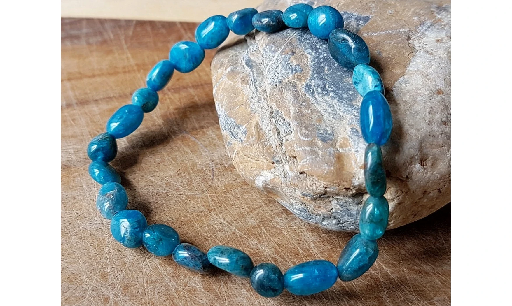 Apatite bleue Bracelet Pépite pierres