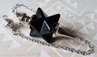 Onyx noir pierre Merkaba Pendule