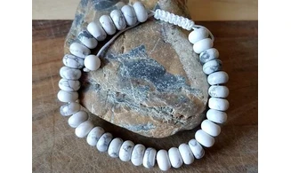 Howlite perles donuts Bracelet