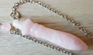 Quartz rose pendule Thot