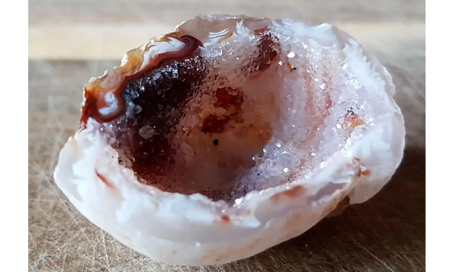 Agate Géode PG7 Cristaux