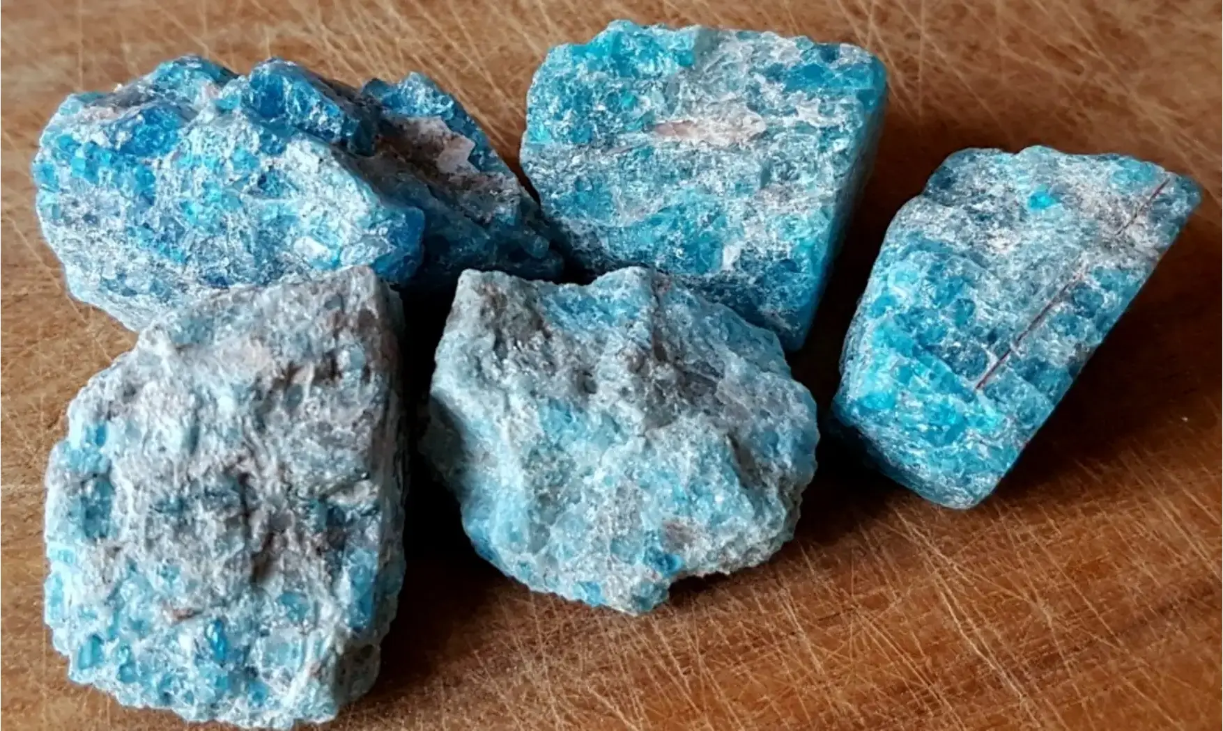 Apatite Bleue Pierre Brute