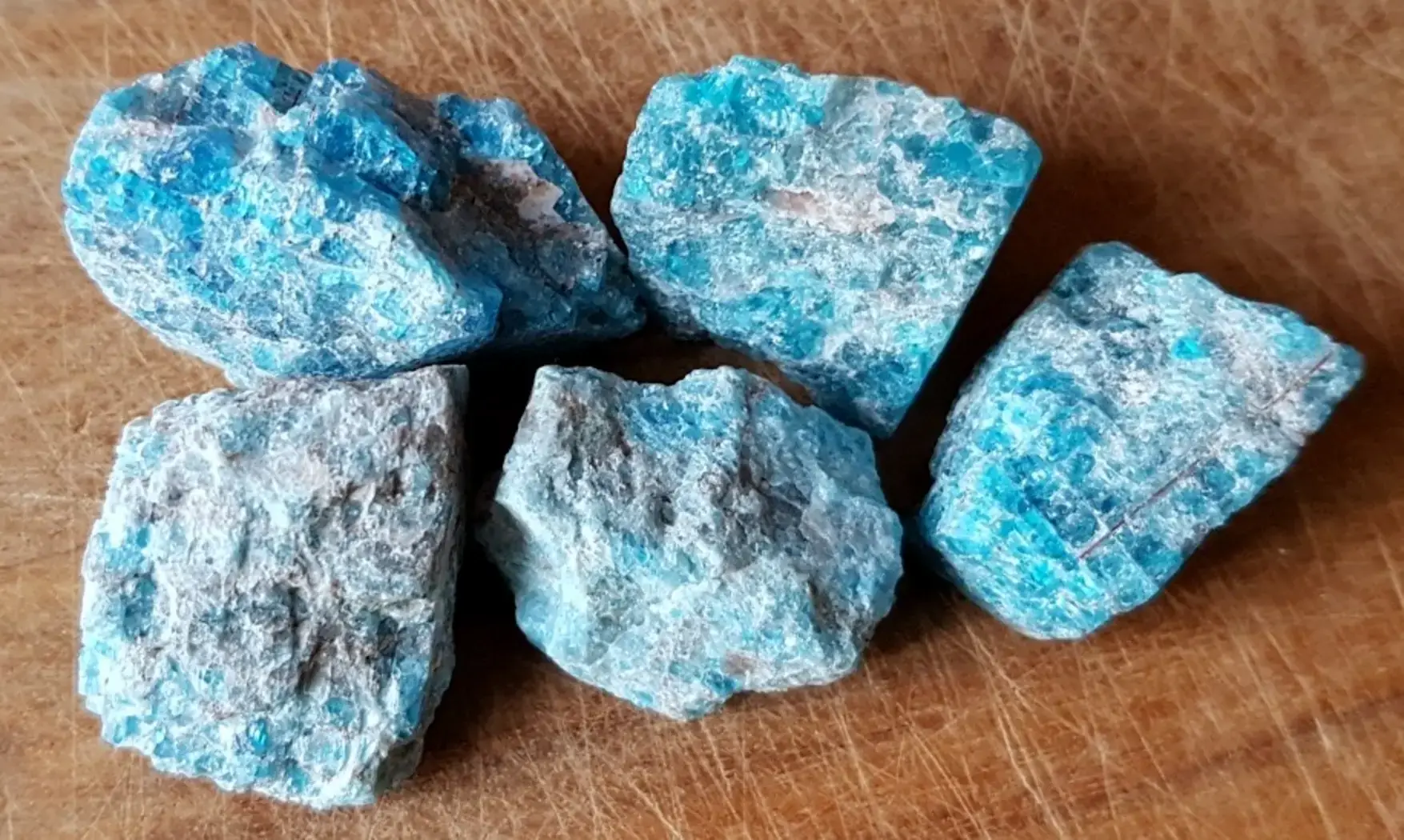 Apatite Bleue Pierre Brute