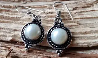 Mother of pearl silver plated Earring 1