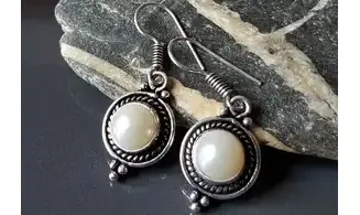 Mother of pearl silver plated Earring 1