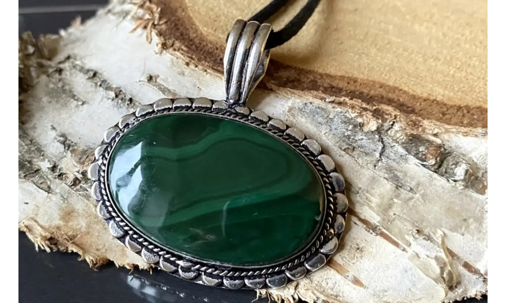 Malachite 4 & 925 Silver plated pendant