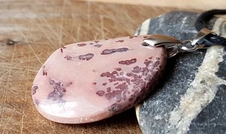 Jaspe dendrite Galet pendentif