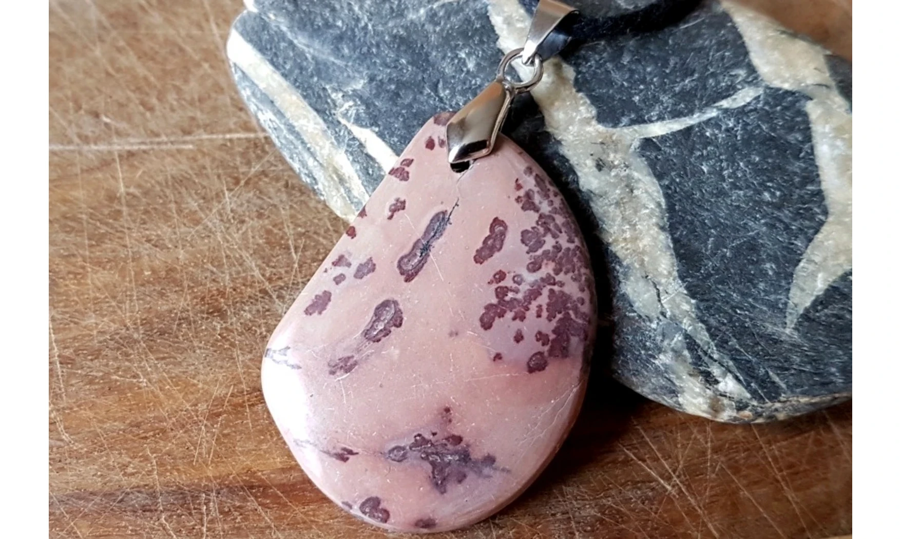 Jaspe dendrite Galet pendentif