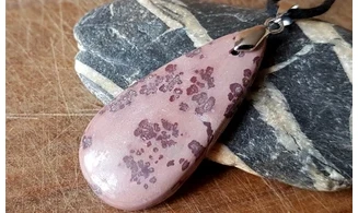 Jaspe dendrite Galet pendentif