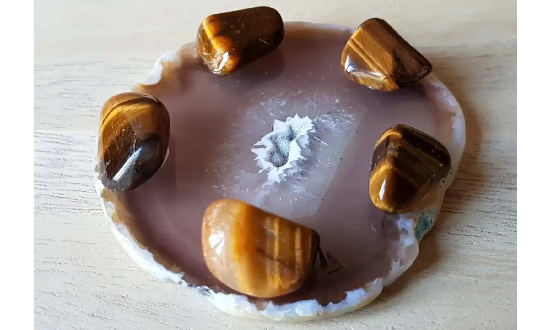 Tiger Eye Parabola