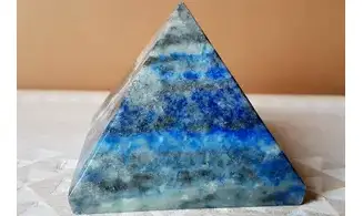 Pyramide Lapis lazuli pierre 8