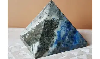 Pyramide Lapis lazuli pierre 8
