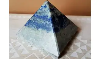 Pyramide Lapis lazuli pierre 14