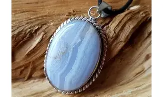Blue Chalcedony 4 & 925 Silver plated