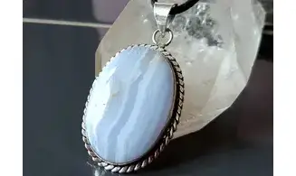 Blue Chalcedony 4 & 925 Silver plated