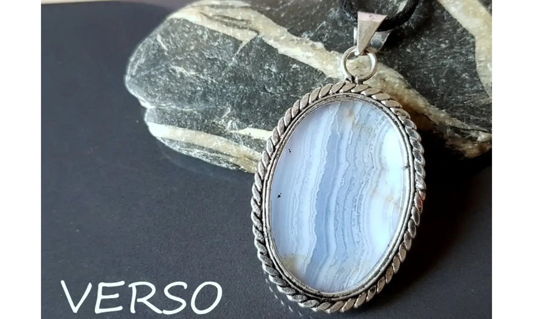 Blue Chalcedony 4 & 925 Silver plated