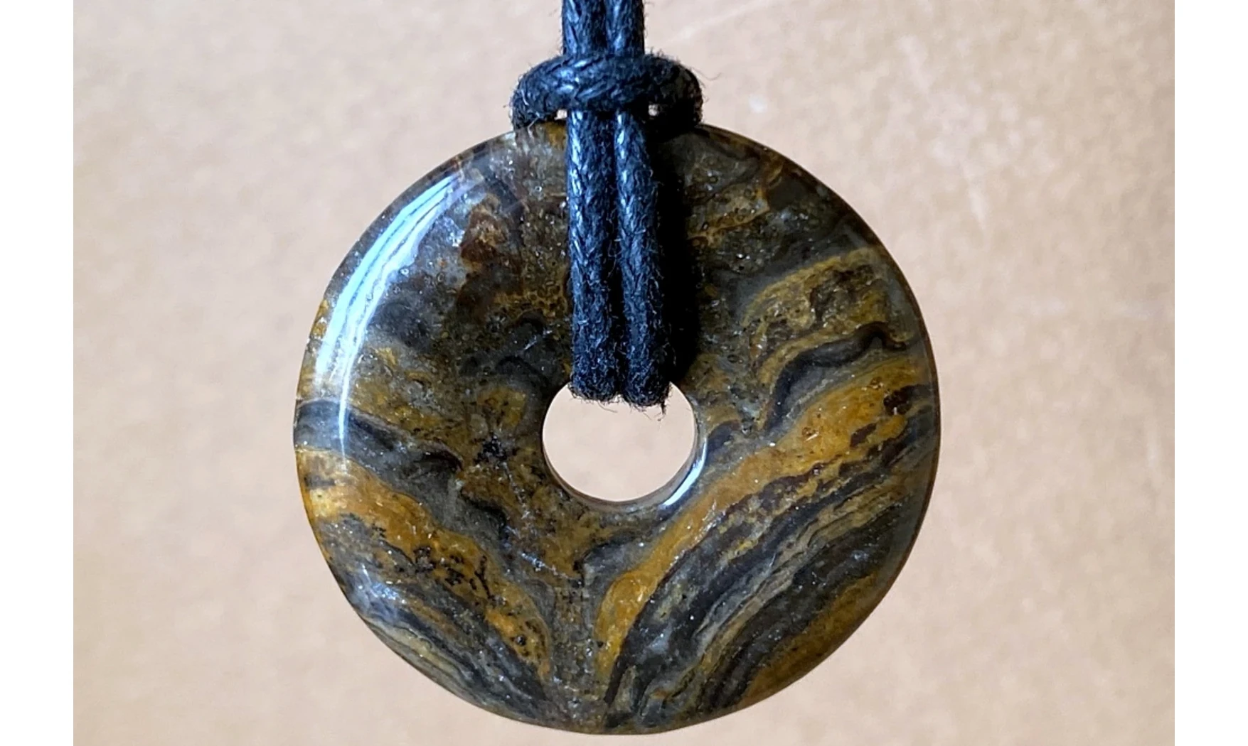 Stromatolite Donuts pierre pendentif