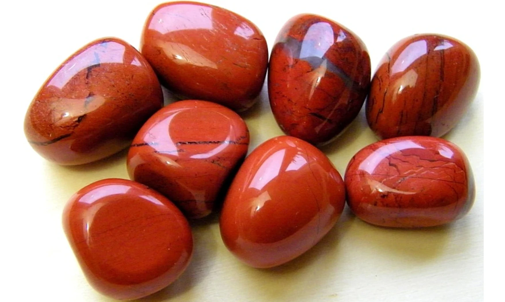 Jaspe Rouge pierre roulée