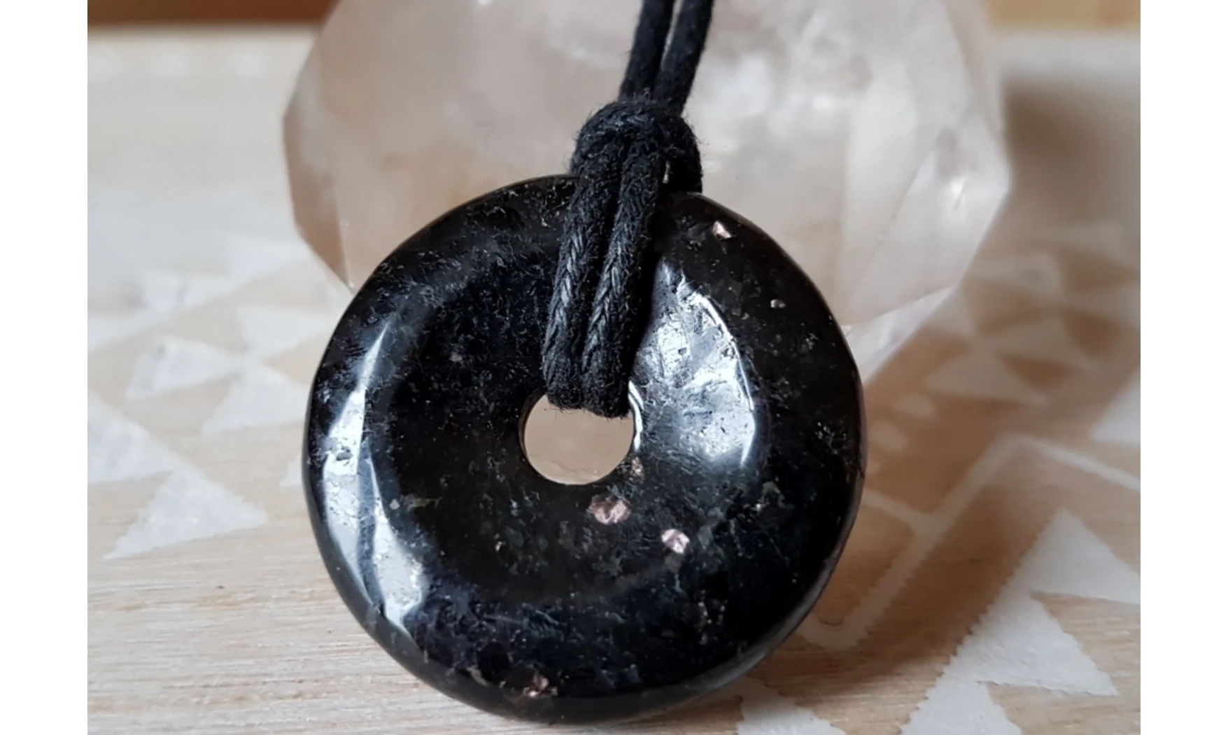 Nuumite Donuts pierre pendentif