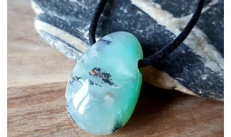 Chrysoprase pierre percée pendentif 4