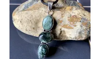 Seraphinite & 925 Silver plated pendant