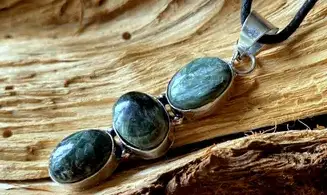 Seraphinite & 925 Silver plated pendant