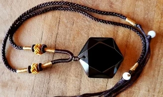 Obsidienne Noire Hexagone Collier pierre