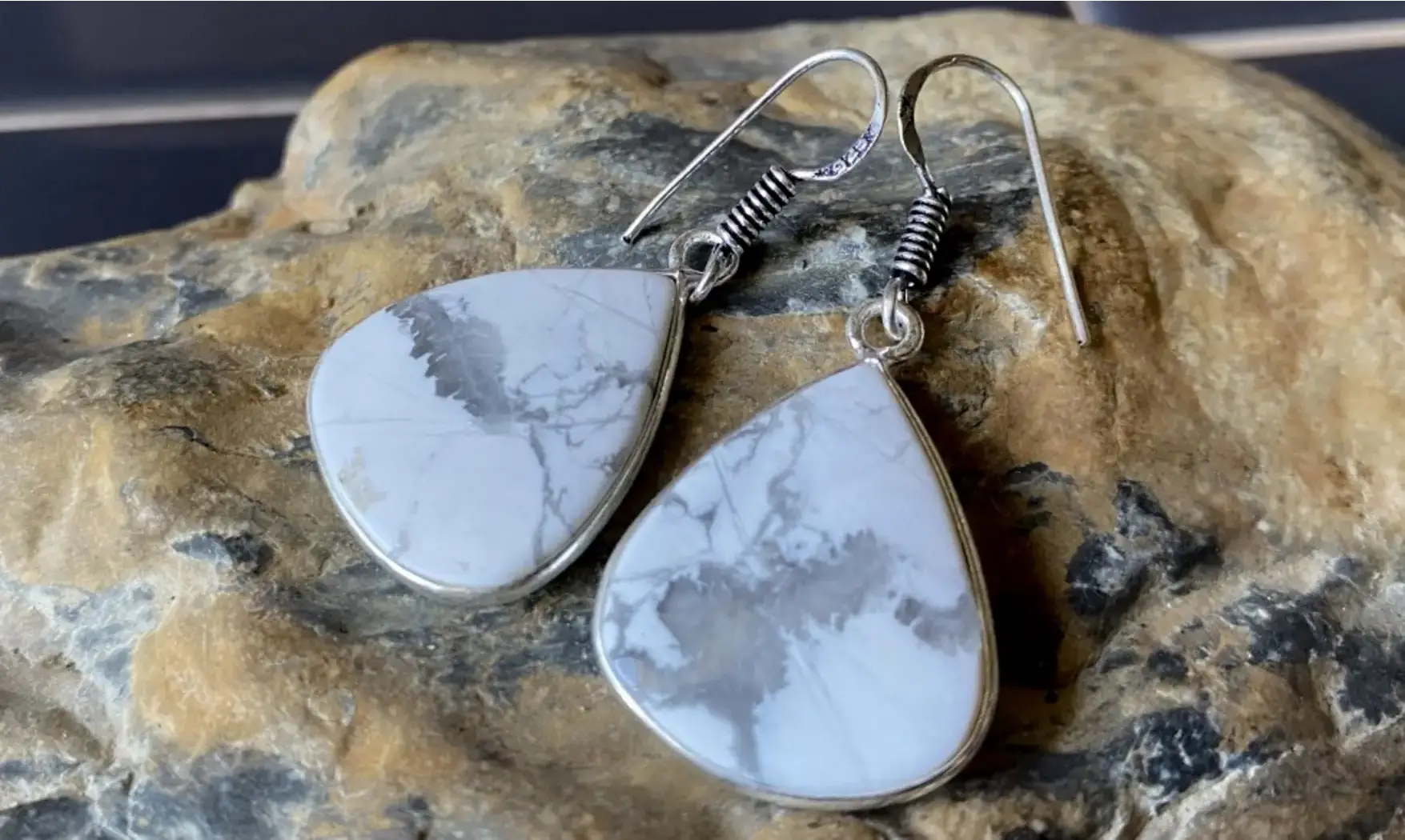 Howlite 925 Silver plated Earring