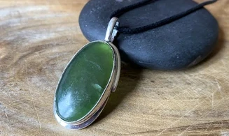 Jade Néphrite pierre pendentif & Argent