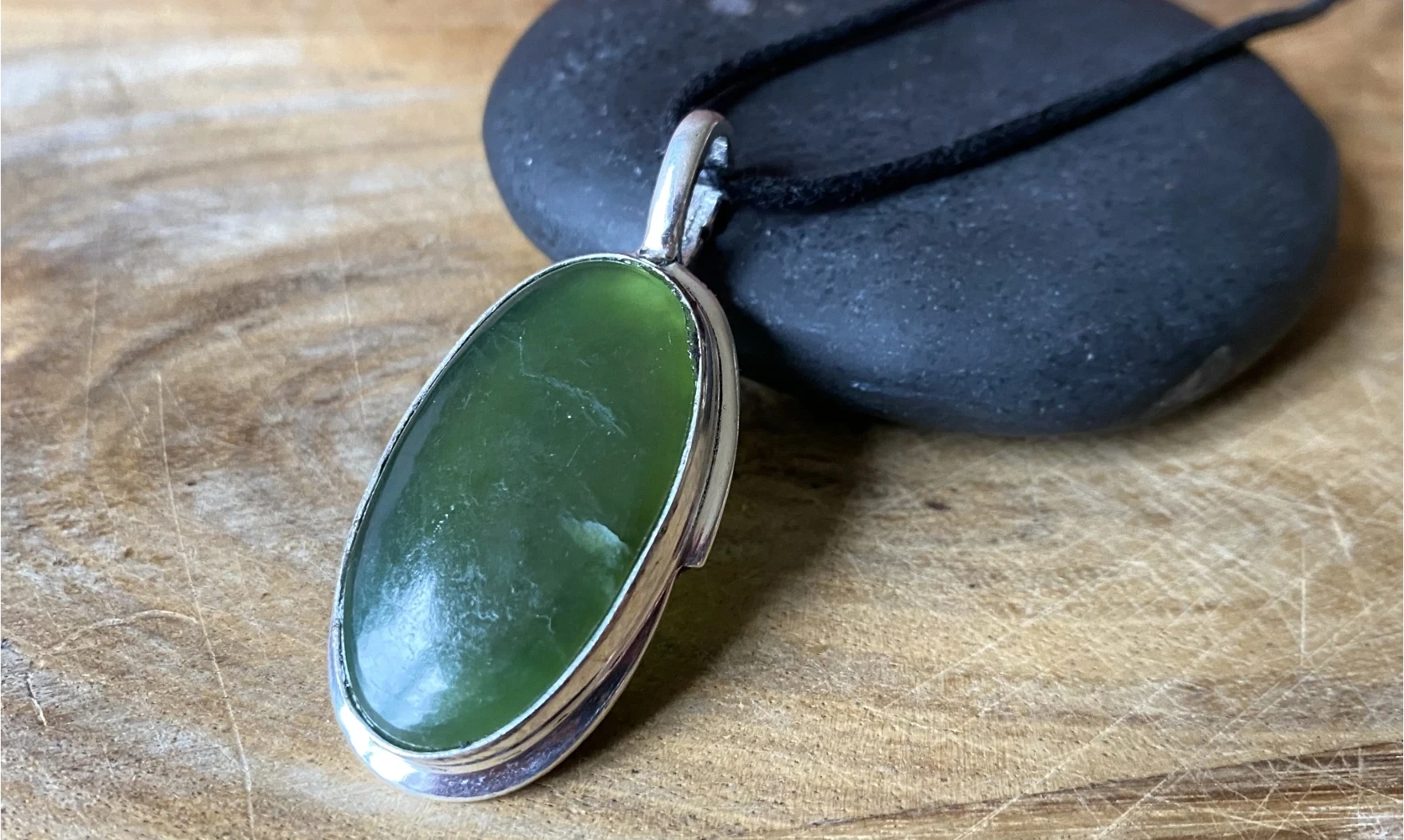 Jade Néphrite pierre pendentif & Argent