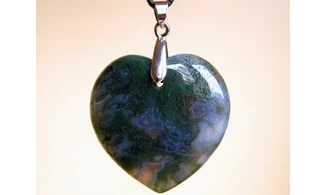 Agate Mousse Coeur pierre pendentif