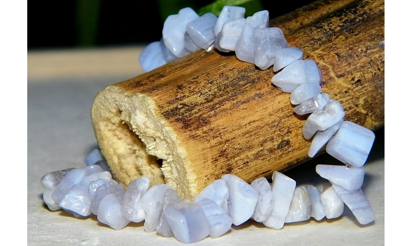 Calcédoine Bleue pierre Baroque bracelet