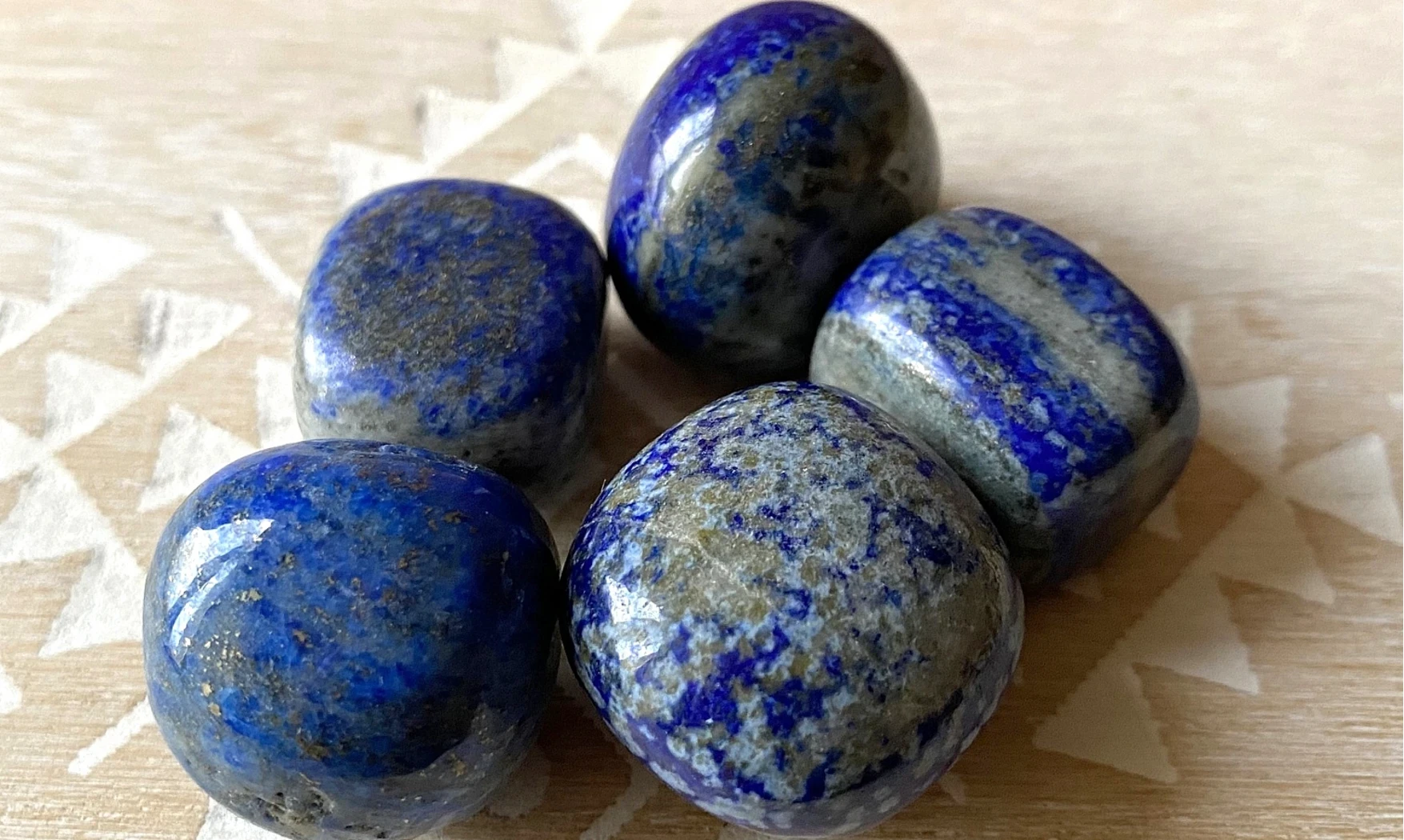 Lapis Lazuli pierre roulée