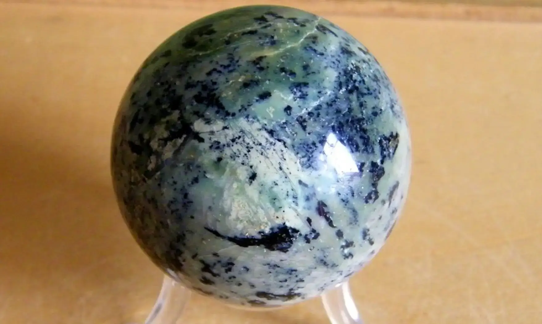 Chrysoprase Boule pierre
