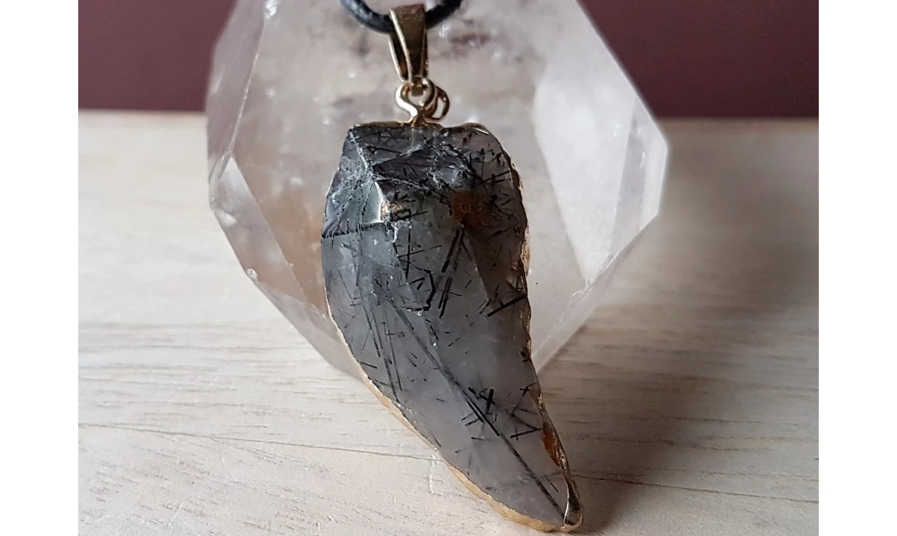 Cristal Tourmaline pierre pendentif