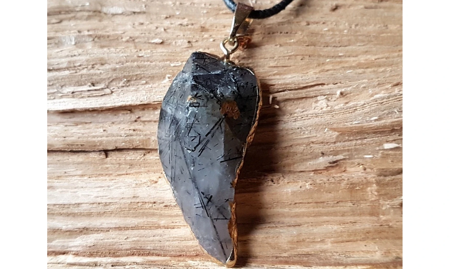 Cristal Tourmaline pierre pendentif