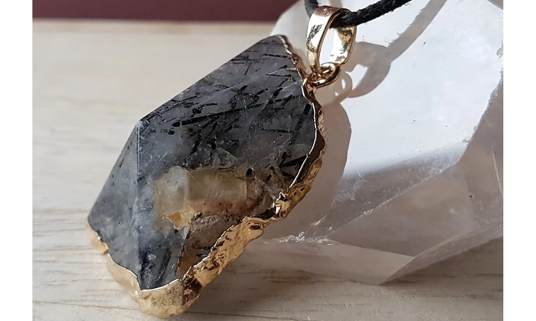 Cristal Tourmaline pierre pendentif
