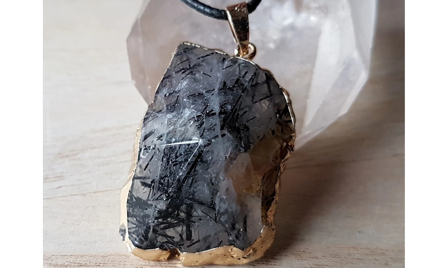 Cristal Tourmaline pierre pendentif