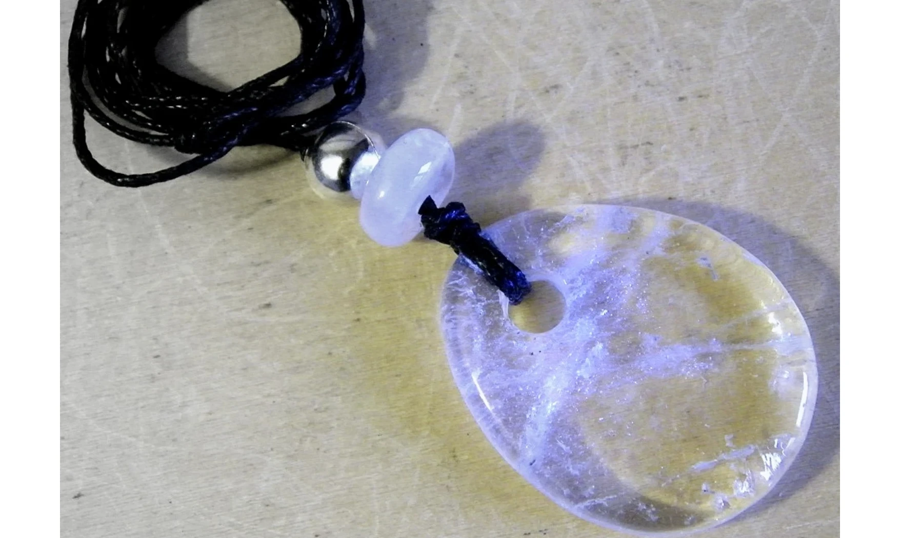 Cristal de roche Galet pierre pendentif