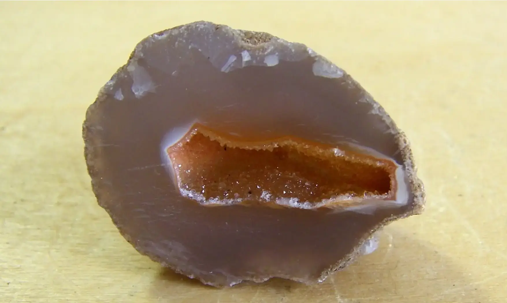 Agate Géode PG6 Cristaux
