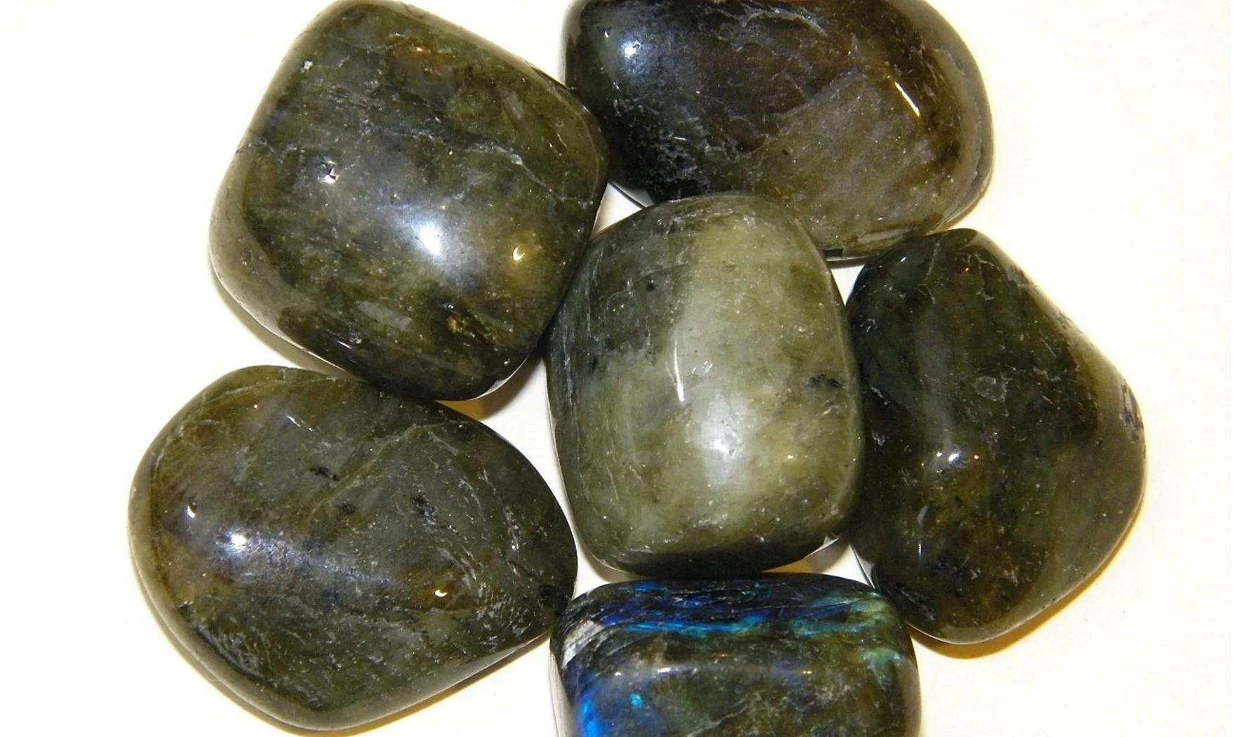 Labradorite Tumbled Stone